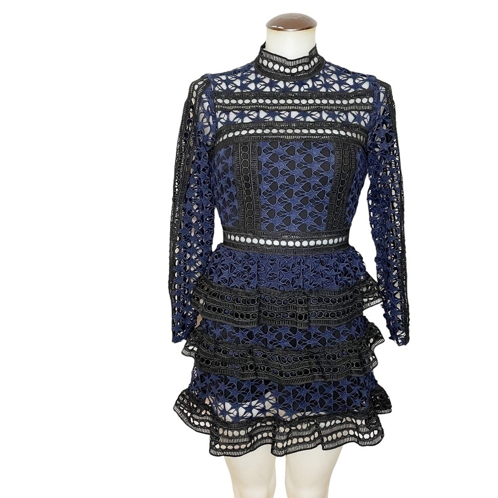 Star Lace Fitted Dress